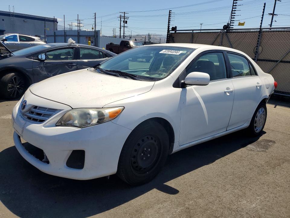 Продажа на аукционе авто 2013 Toyota Corolla, vin: 2T1BU4EE8DC947372, номер лота: 52894896