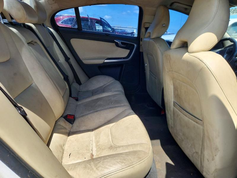 2017 Volvo S60 მანქანა იყიდება აუქციონზე, vin: LYV402HK3HB154767, აუქციონის ნომერი: 54506016