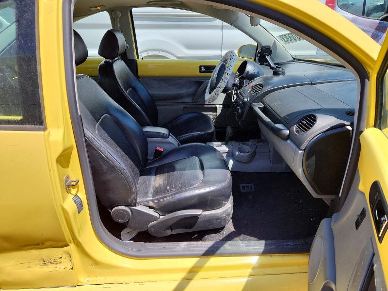 53760956 :رقم المزاد ، 3VWCK31C65M401264 vin ، 2005 Volkswagen New Beetle مزاد بيع