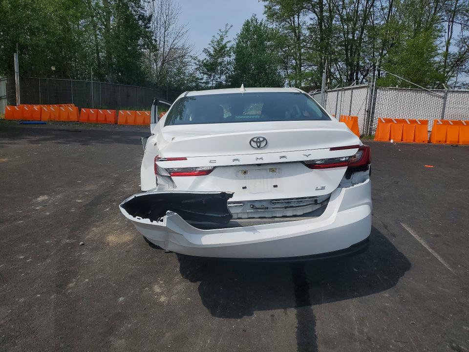 Продаж на аукціоні авто 2025 Toyota Camry, vin: 4T1DAACK8SU576296, номер лоту: 52306606