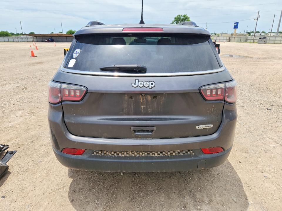 55462876 :رقم المزاد ، 3C4NJCBB7JT327597 vin ، 2018 Jeep Compass مزاد بيع