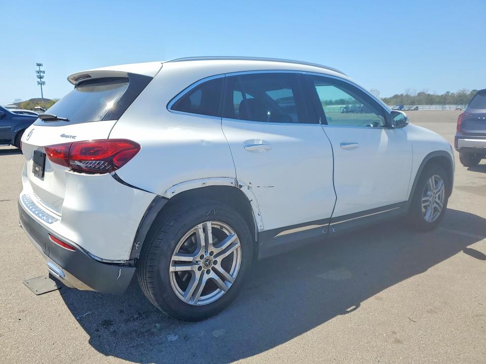51830826 :رقم المزاد ، W1N4N4HB0MJ245955 vin ، 2021 Mercedes-benz Gla مزاد بيع