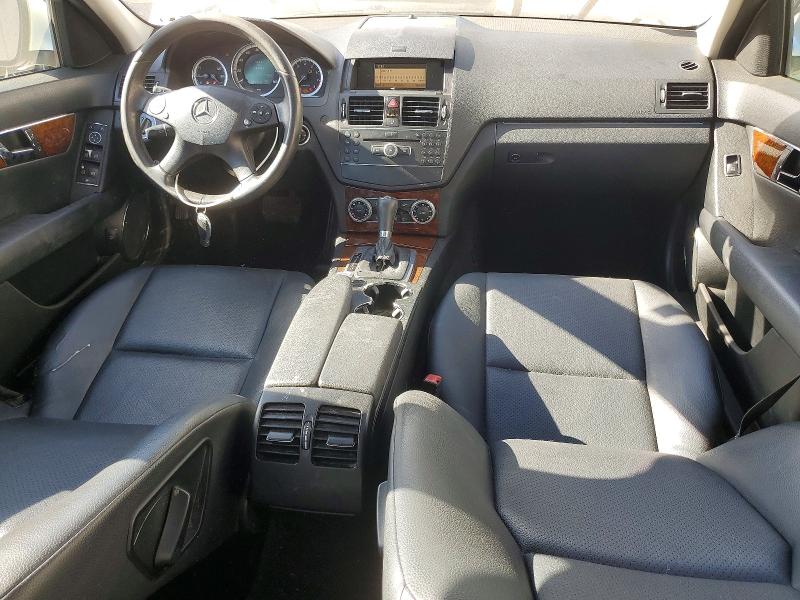 51299946 :رقم المزاد ، WDDGF54X79F241801 vin ، 2009 Mercedes-benz C مزاد بيع
