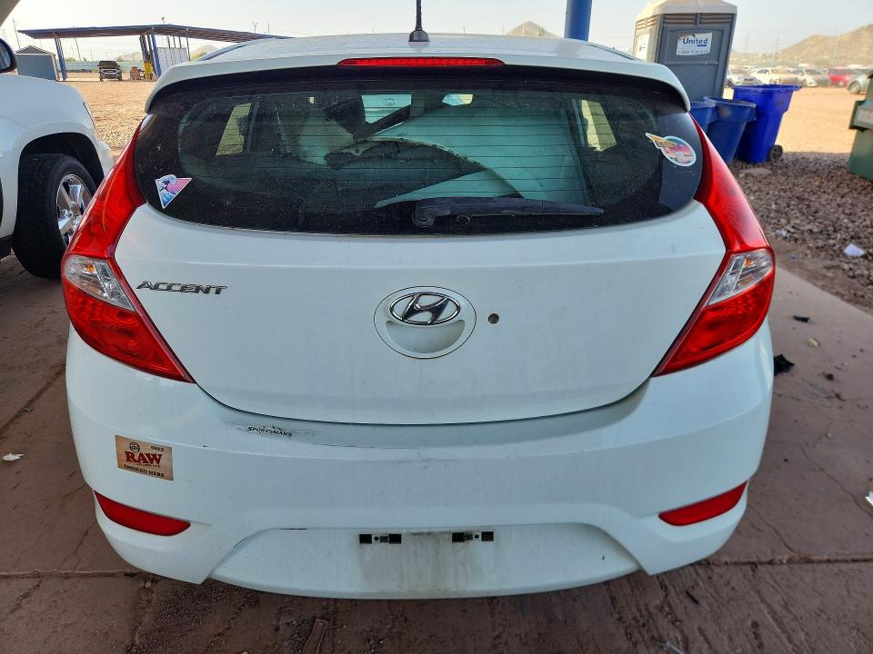 2013 Hyundai Accent მანქანა იყიდება აუქციონზე, vin: KMHCU5AE0DU096571, აუქციონის ნომერი: 54268036