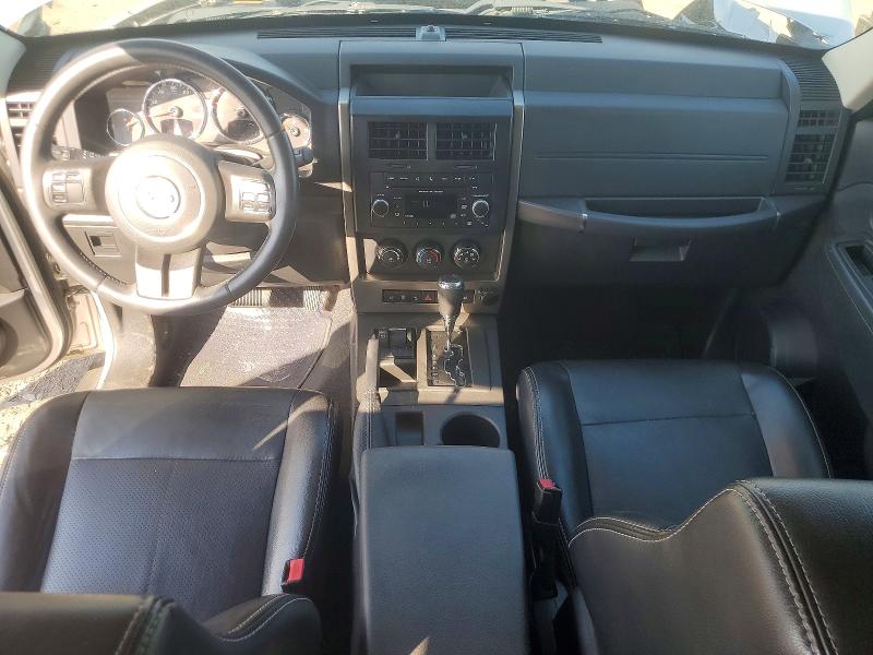 52563236 :رقم المزاد ، 1C4PJMAK5CW186543 vin ، 2012 Jeep Liberty مزاد بيع
