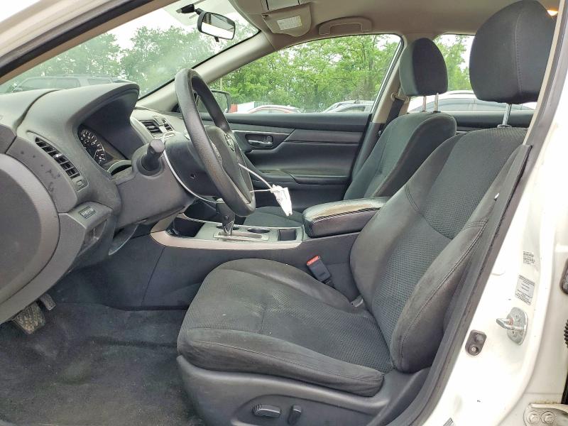 2015 Nissan Altima მანქანა იყიდება აუქციონზე, vin: 1N4AL3AP0FN886220, აუქციონის ნომერი: 54387366
