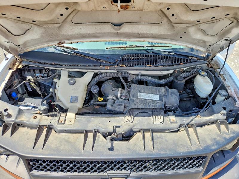 52731846 :رقم المزاد ، 1GCGG29C881223055 vin ، 2008 Chevrolet Express G2500 مزاد بيع
