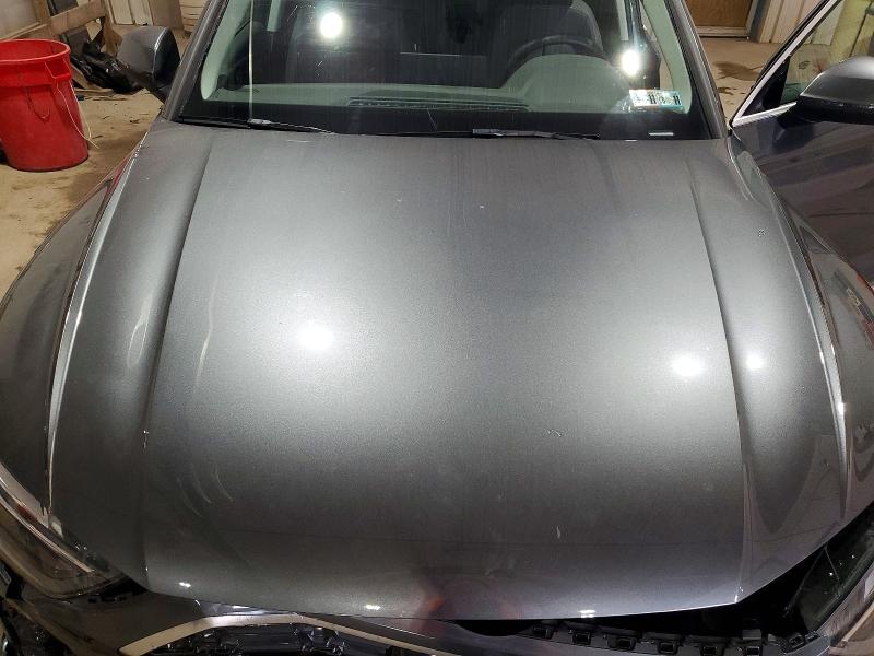 55049116 :رقم المزاد ، WA1EAAFY8N2083799 vin ، 2022 Audi Q5 مزاد بيع
