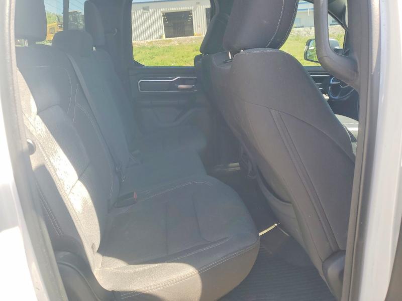 Продажа на аукционе авто 2022 Ram 1500, vin: 1C6RREBG0NN451922, номер лота: 51518466