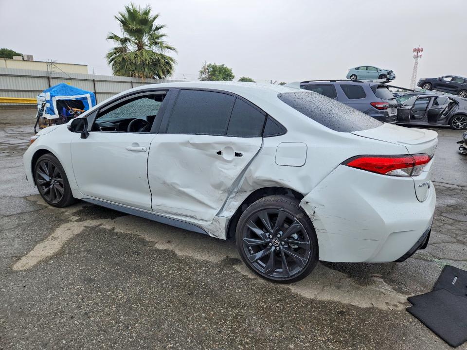 Продажа на аукционе авто 2026 Toyota Corolla Hybrid, vin: JTDBCMFE2T3132769, номер лота: 55105006