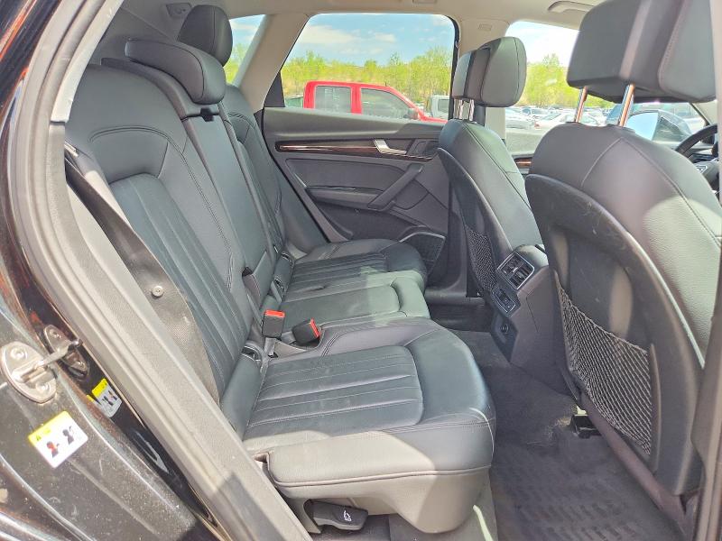 Продаж на аукціоні авто 2018 Audi Q5, vin: WA1BNAFY8J2209239, номер лоту: 53383646