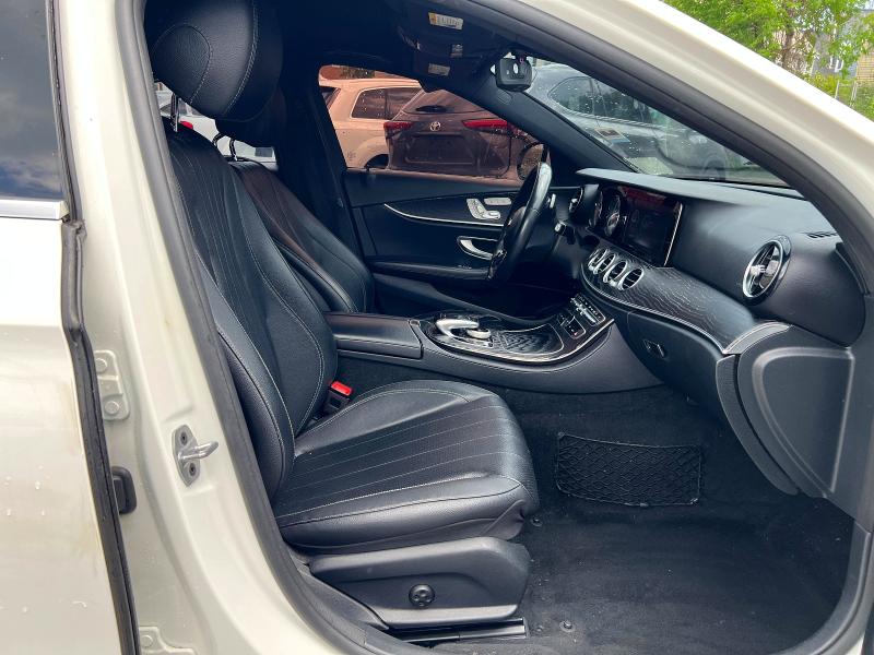 54672846 :رقم المزاد ، WDDZF4KB0KA606543 vin ، 2019 Mercedes-benz E مزاد بيع