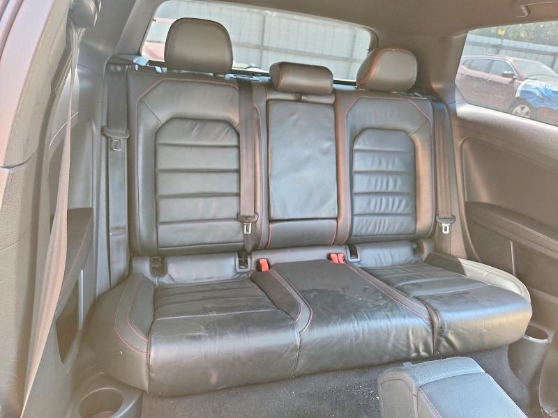 Продажа на аукционе авто 2015 Volkswagen Gti, vin: 3VWYT7AU1FM038358, номер лота: 53919156