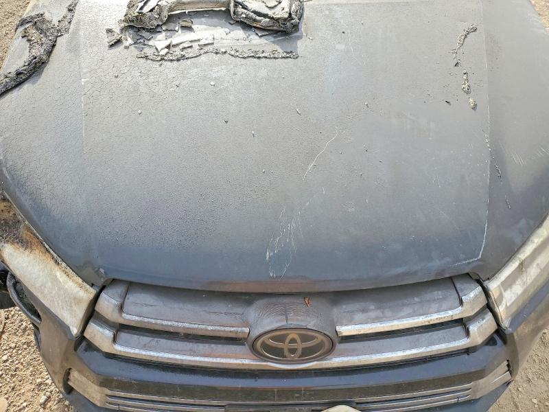 2019 Toyota Highlander მანქანა იყიდება აუქციონზე, vin: 5TDDZRFH7KS922614, აუქციონის ნომერი: 52348366