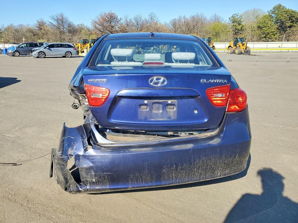 53377396 :رقم المزاد ، KMHDU46D98U586379 vin ، 2008 Hyundai Elantra مزاد بيع