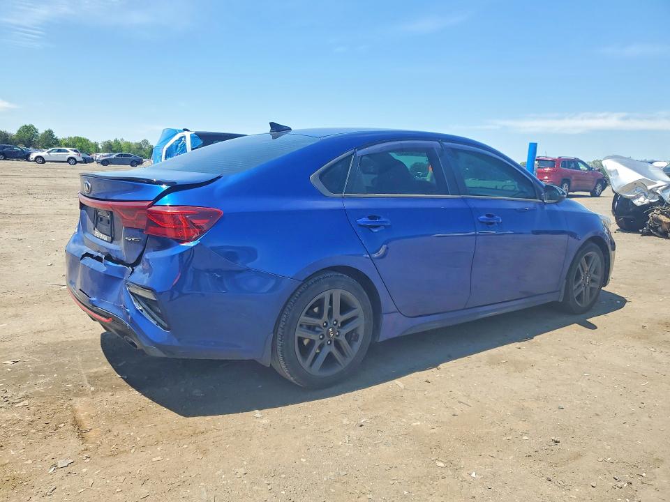 2021 Kia Forte მანქანა იყიდება აუქციონზე, vin: 3KPF34ADXME303200, აუქციონის ნომერი: 52240656