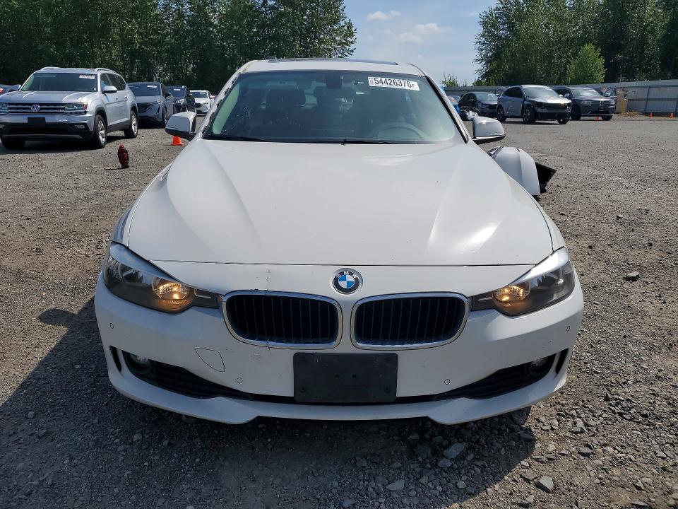 2014 Bmw 328 მანქანა იყიდება აუქციონზე, vin: WBA3D5C5XEKX97758, აუქციონის ნომერი: 54426376