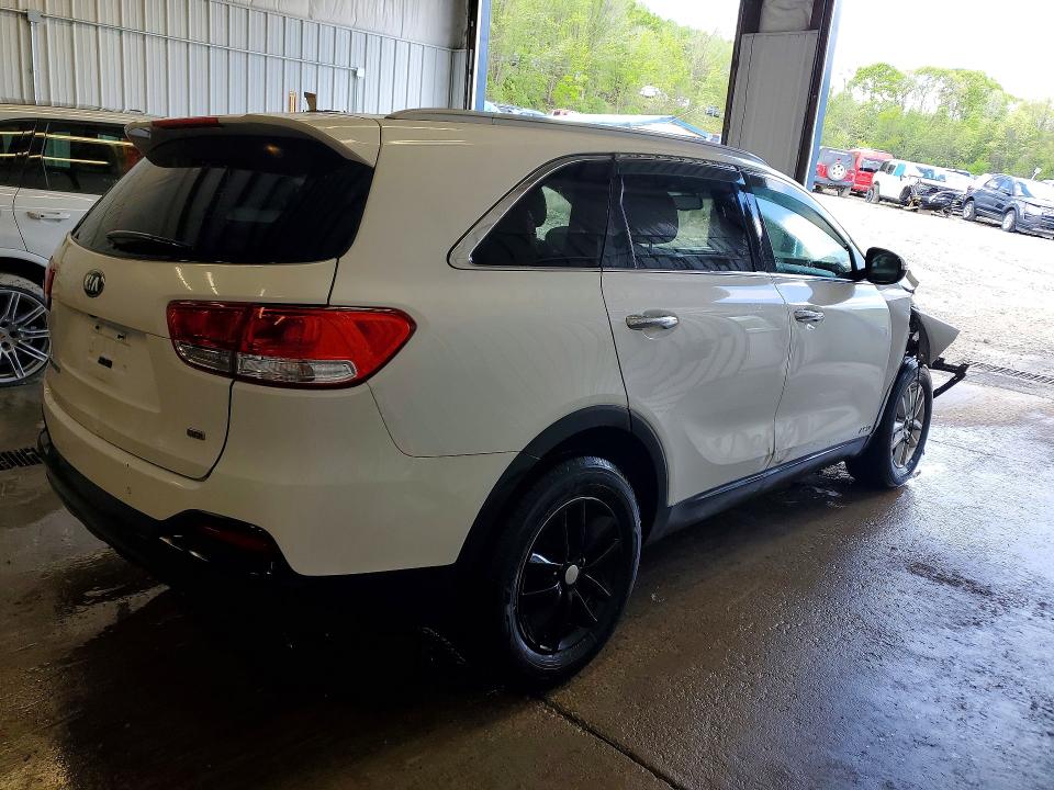 2016 Kia Sorento მანქანა იყიდება აუქციონზე, vin: 5XYPGDA32GG093747, აუქციონის ნომერი: 52533356
