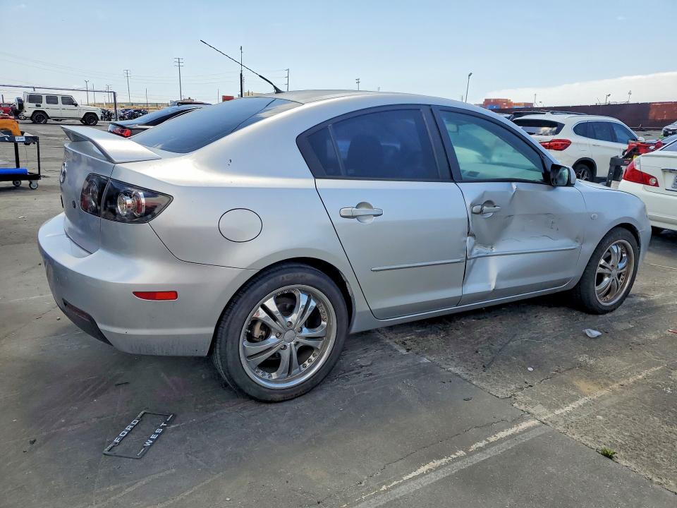 53139966 :رقم المزاد ، JM1BK32G181793443 vin ، 2008 Mazda 3 مزاد بيع