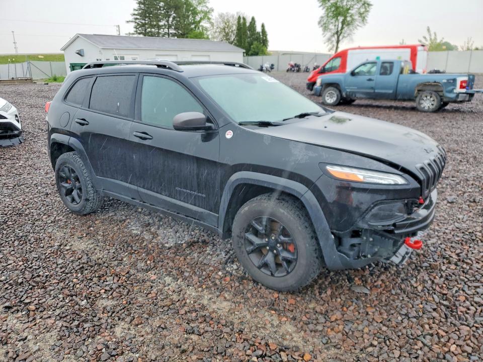 53651896 :رقم المزاد ، 1C4PJMBS0FW613789 vin ، 2015 Jeep Cherokee مزاد بيع