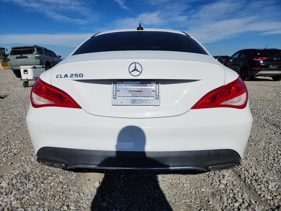52559506 :رقم المزاد ، WDDSJ4EB2JN696930 vin ، 2018 Mercedes-benz Cla مزاد بيع