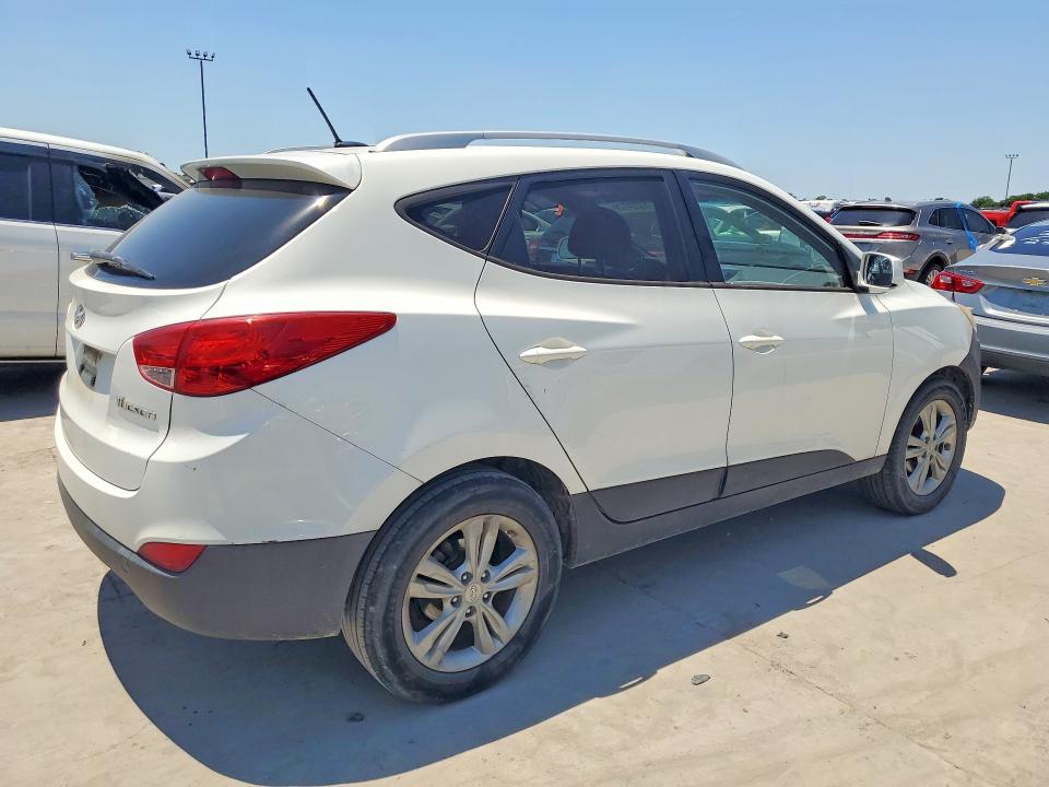 Продажа на аукционе авто 2011 Hyundai Tucson, vin: KM8JU3AC3BU314543, номер лота: 53224726