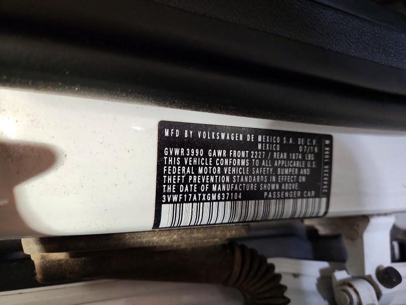 53531056 :رقم المزاد ، 3VWF17ATXGM637104 vin ، 2016 Volkswagen Beetle مزاد بيع