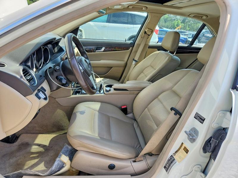 52347076 :رقم المزاد ، WDDGF4HB1CA606020 vin ، 2012 Mercedes-benz C مزاد بيع