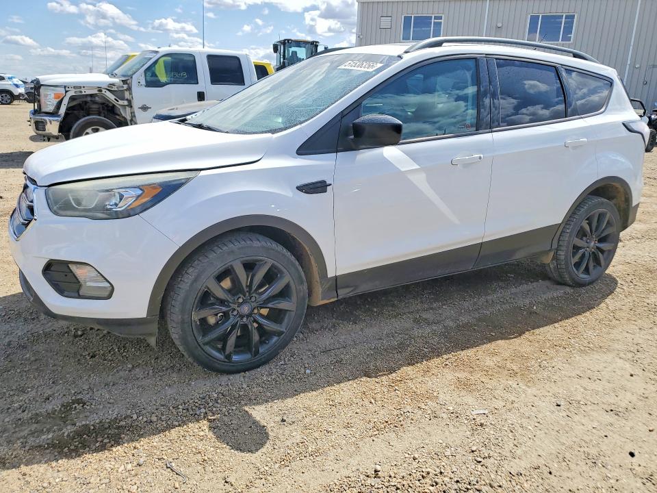 Продажа на аукционе авто 2017 Ford Escape, vin: 1FMCU9G96HUE77994, номер лота: 51536356