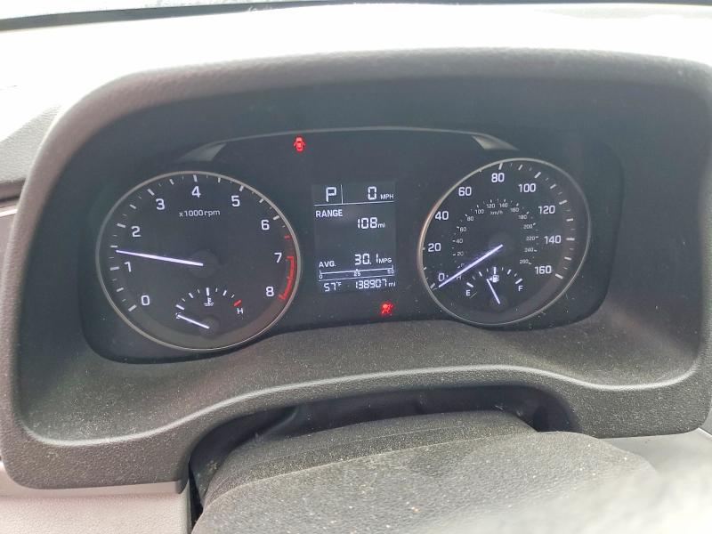 51600786 :رقم المزاد ، 5NPD74LF2HH205208 vin ، 2017 Hyundai Elantra مزاد بيع