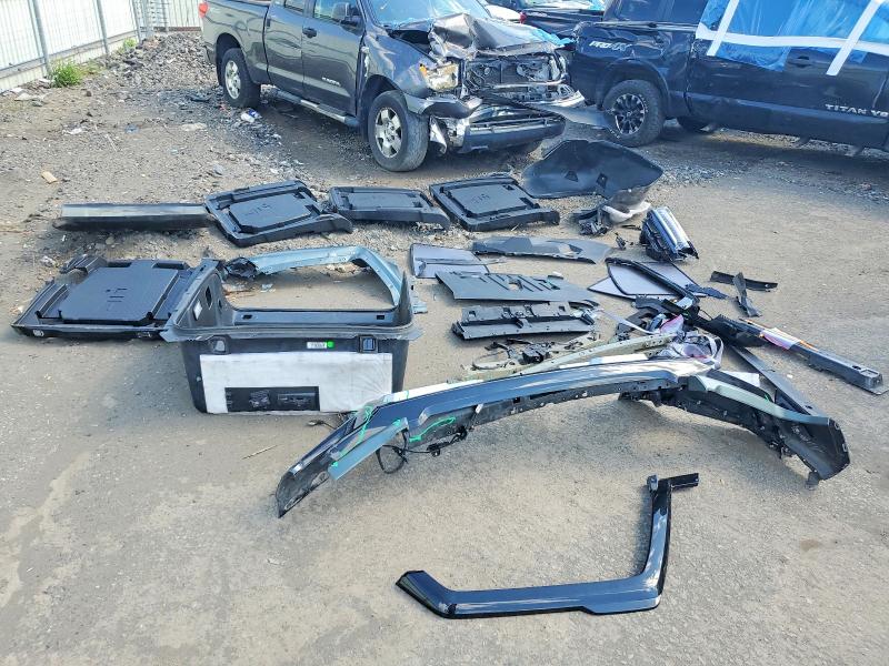51603416 :رقم المزاد ، 1GKB0RDC1RU100006 vin ، 2024 Gmc Hummer Suv مزاد بيع