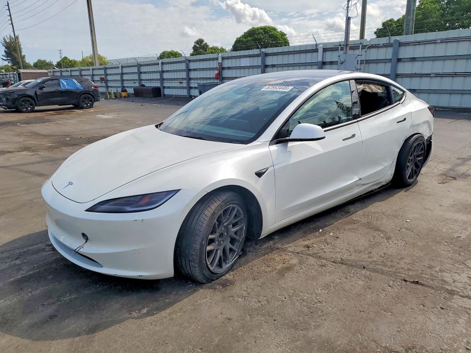 2024 Tesla Model 3 მანქანა იყიდება აუქციონზე, vin: 5YJ3E1EA5RF749672, აუქციონის ნომერი: 52863446