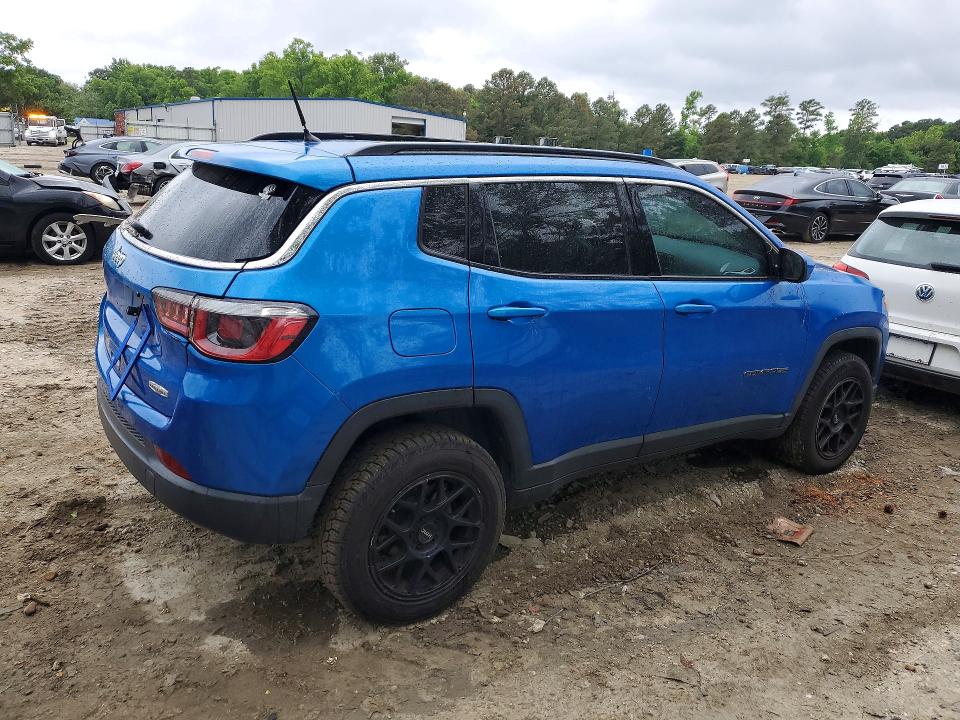 52932986 :رقم المزاد ، 3C4NJCBB9JT461575 vin ، 2018 Jeep Compass مزاد بيع