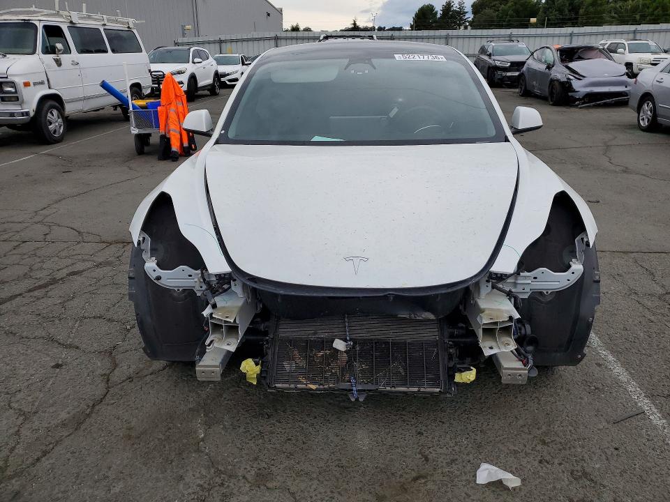 Продажа на аукционе авто 2021 Tesla Model 3, vin: 5YJ3E1EB2MF870547, номер лота: 52217736