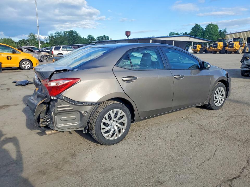 55364706 :رقم المزاد ، 2T1BURHEXJC013668 vin ، 2018 Toyota Corolla مزاد بيع