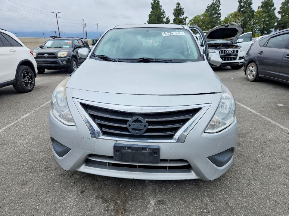 54697376 :رقم المزاد ، 3N1CN7APXGL826843 vin ، 2016 Nissan Versa مزاد بيع
