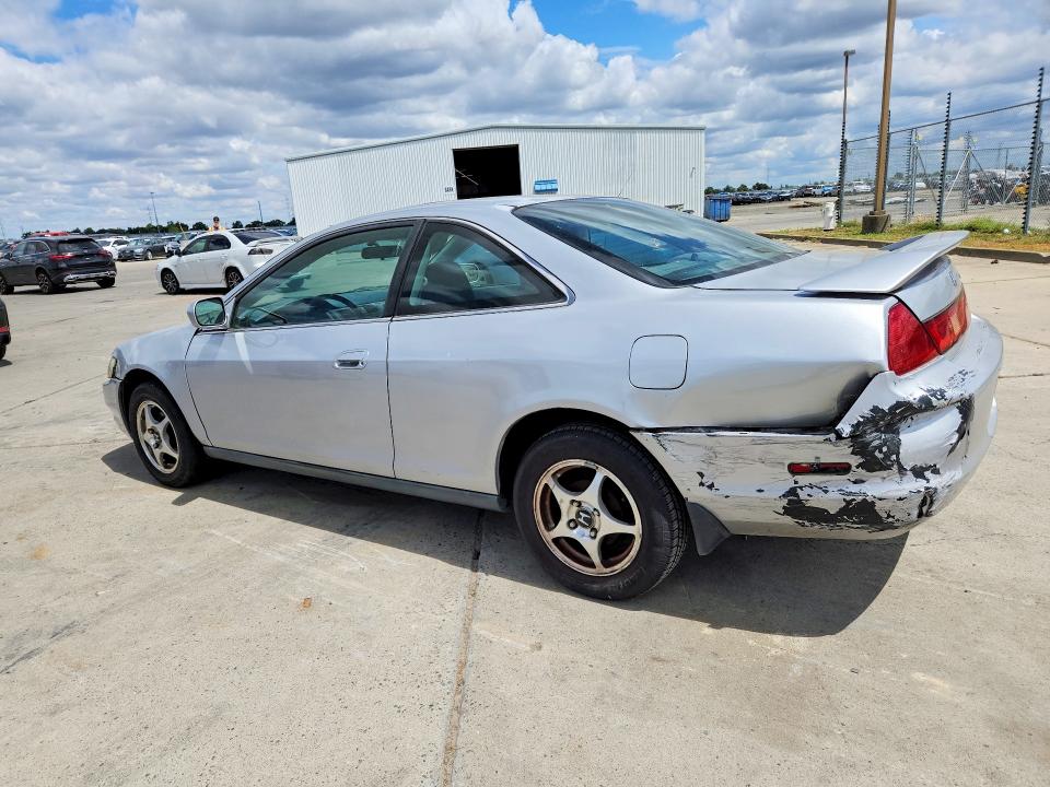 55205336 :رقم المزاد ، 1HGCG3262XA015939 vin ، 1999 Honda Accord مزاد بيع