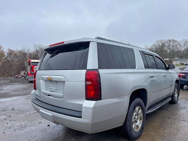 2016 Chevrolet Suburban მანქანა იყიდება აუქციონზე, vin: 1GNSKHKC2GR362224, აუქციონის ნომერი: 51917386
