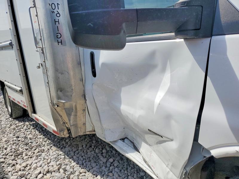 53458056 :رقم المزاد ، 7GZ37TC74NN012023 vin ، 2022 Gmc Savana مزاد بيع