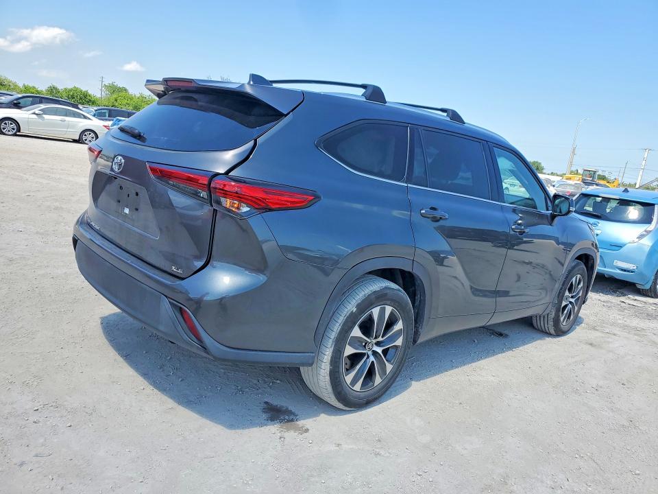 52255936 :رقم المزاد ، 5TDGZRAH4MS537678 vin ، 2021 Toyota Highlander مزاد بيع