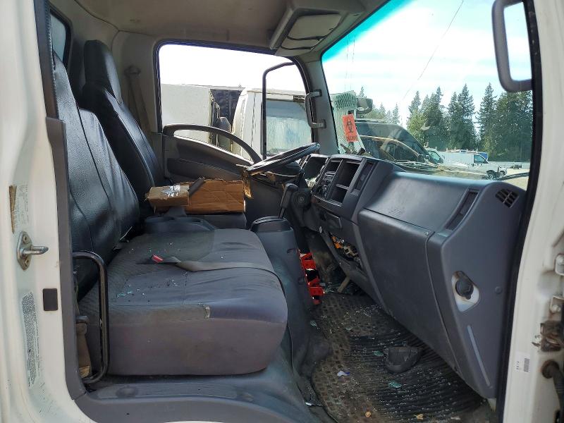 51890866 :رقم المزاد ، 54DC4W1B8FS806763 vin ، 2015 Isuzu Npr Hd مزاد بيع
