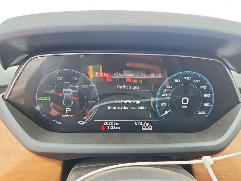 54229076 :رقم المزاد ، WAUFJBFW4P7002718 vin ، 2023 Audi E-tron Gt مزاد بيع