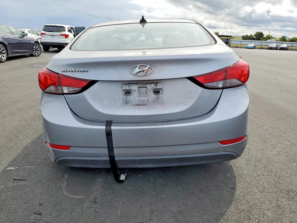 52371886 :رقم المزاد ، 5NPDH4AE4GH695690 vin ، 2016 Hyundai Elantra مزاد بيع