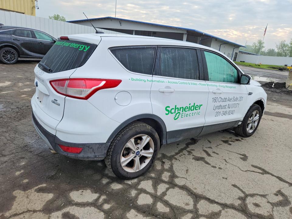 53042276 :رقم المزاد ، 1FMCU0GX9GUB00875 vin ، 2016 Ford Escape مزاد بيع
