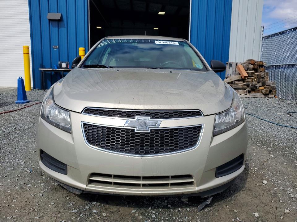 52940216 :رقم المزاد ، 1G1PB5SH2E7314913 vin ، 2014 Chevrolet Cruze مزاد بيع