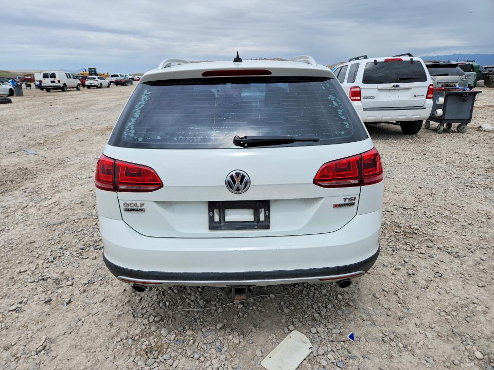 Продажа на аукционе авто 2017 Volkswagen Golf Alltrack, vin: 3VWH17AU3HM526140, номер лота: 52039526