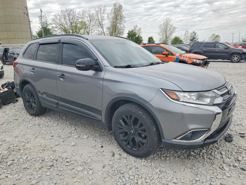 2018 Mitsubishi Outlander მანქანა იყიდება აუქციონზე, vin: JA4AZ3A3XJZ031218, აუქციონის ნომერი: 53924266