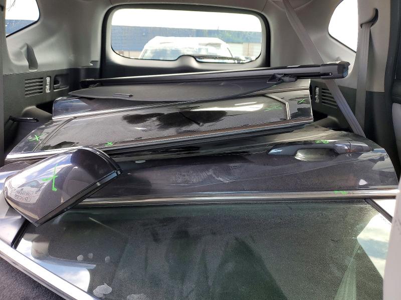 2018 Honda Cr-v მანქანა იყიდება აუქციონზე, vin: 7FARW2H89JE028642, აუქციონის ნომერი: 52994736