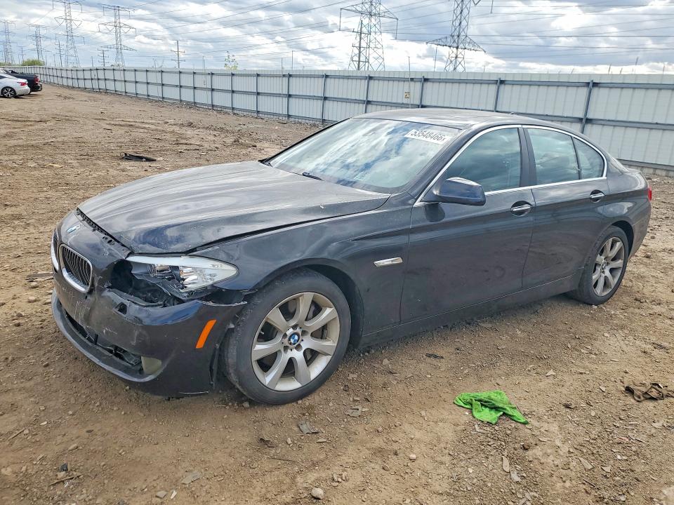 53548466 :رقم المزاد ، WBAFR9C59BC270418 vin ، 2011 Bmw 550 مزاد بيع