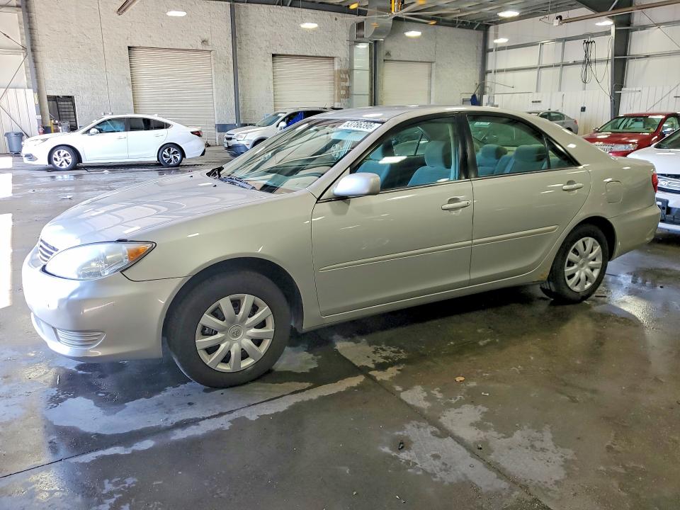 53786396 :رقم المزاد ، 4T1BE32K15U084898 vin ، 2005 Toyota Camry مزاد بيع